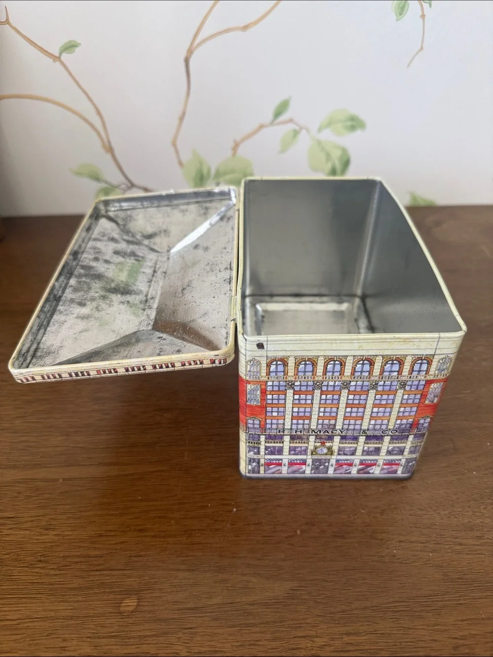 Vintage Macy's New York City Department Store Building Tin Box
